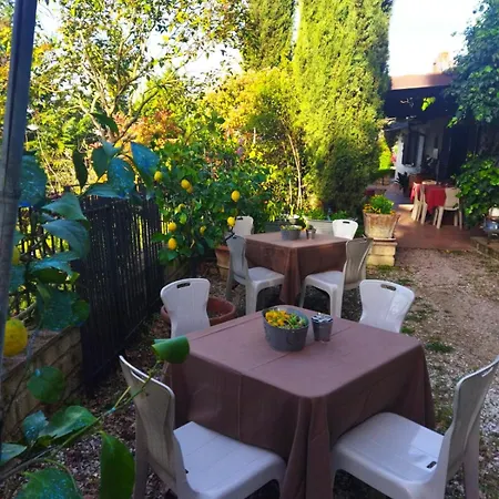 Il Cardellino Residenze Rurali App1 * San Valentino di Villa